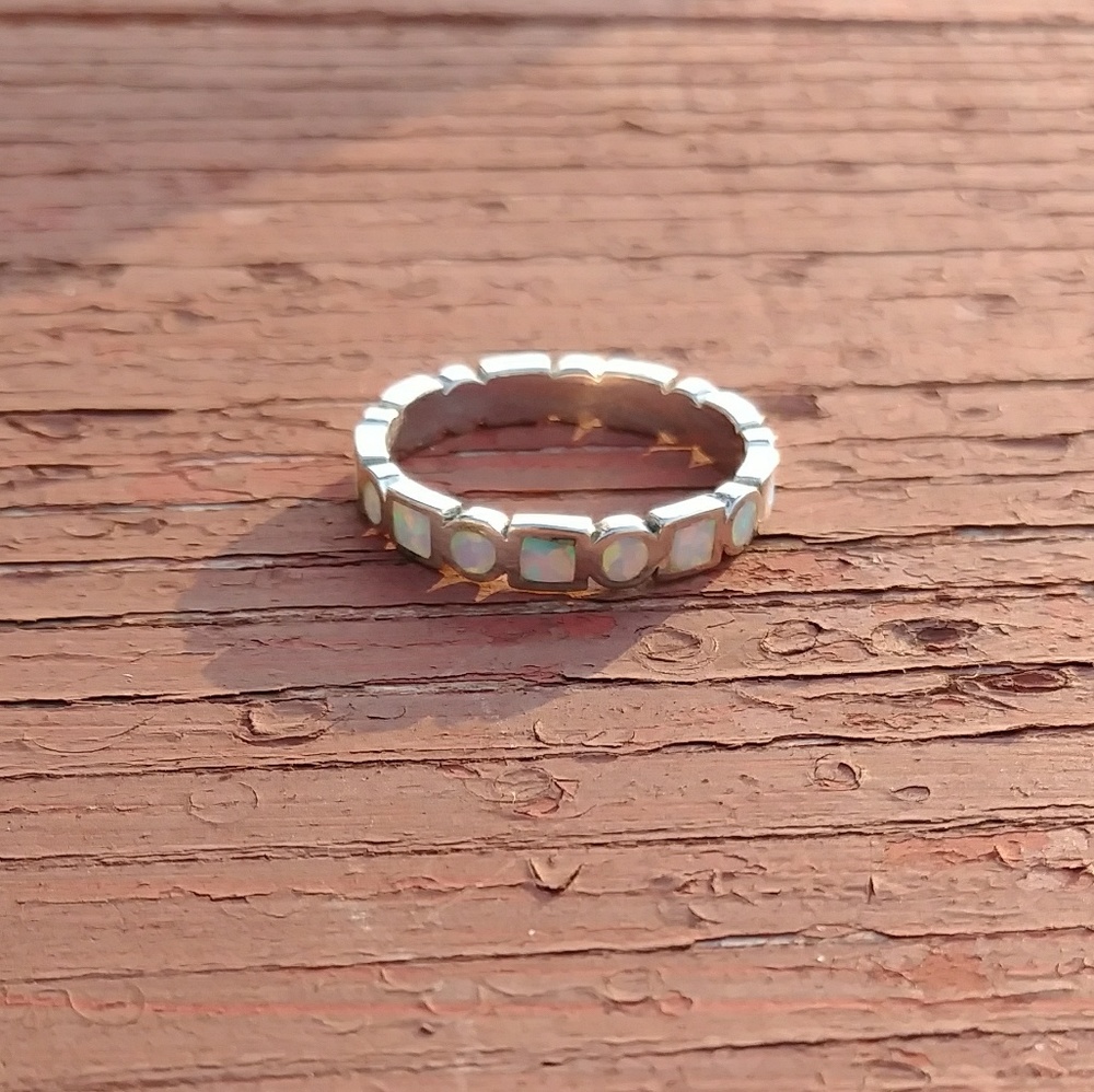 Opal ring